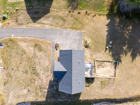 8 Estes Drive Standish ME 04084