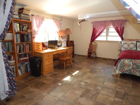 437 Stream Road Winterport ME 04496