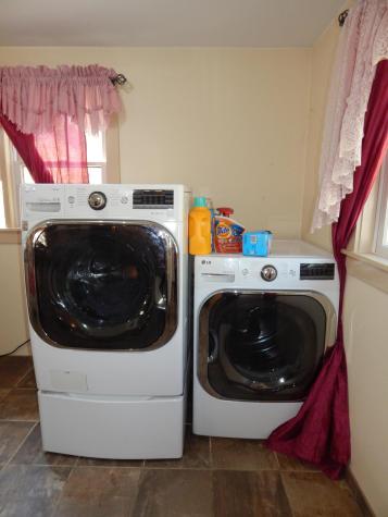 437 Stream Road Winterport ME 04496