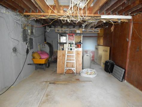 437 Stream Road Winterport ME 04496