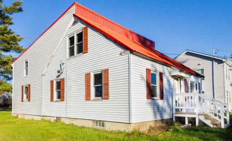35 Oakland Street Waterville ME 04901