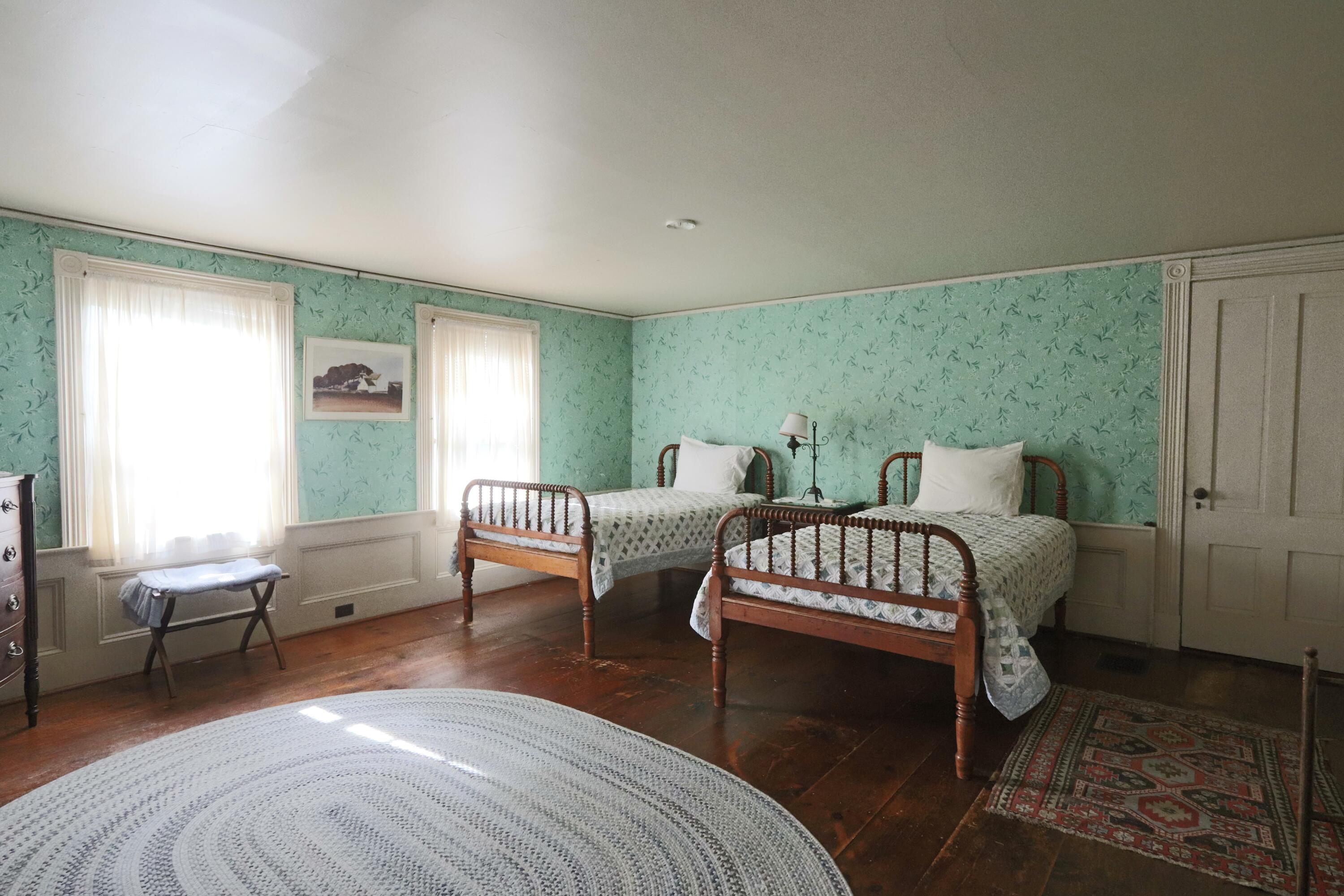 10 South Arm Road Andover ME 04226