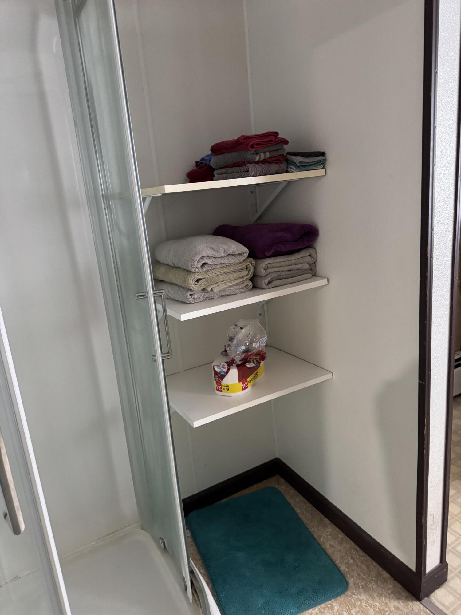 48 Calderwood Road Washington ME 04574