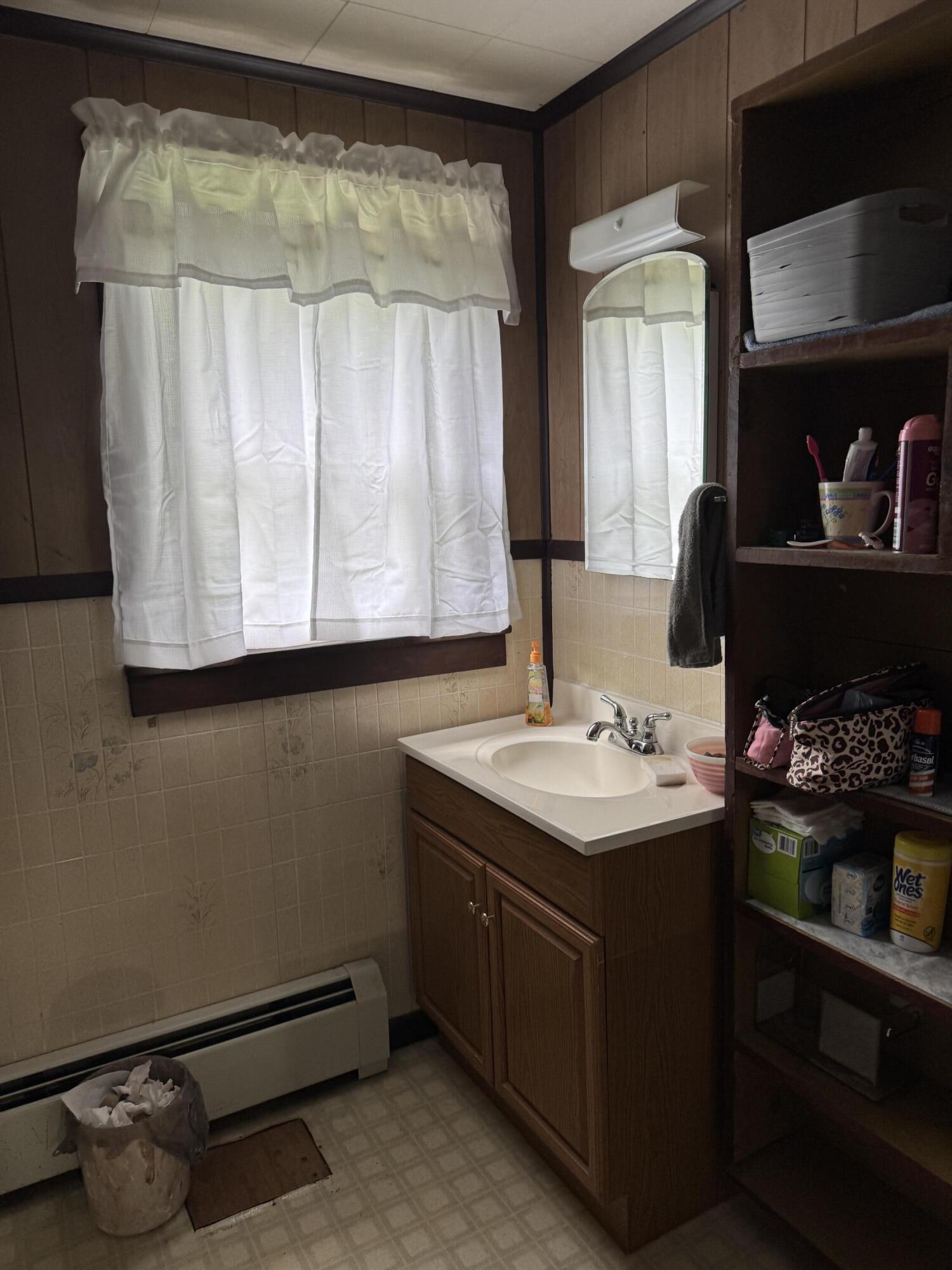 48 Calderwood Road Washington ME 04574