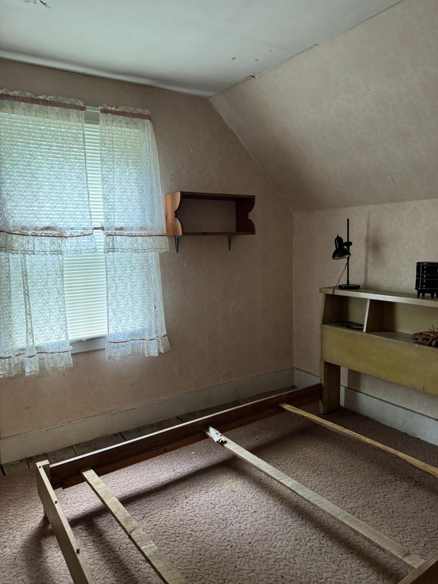 48 Calderwood Road Washington ME 04574