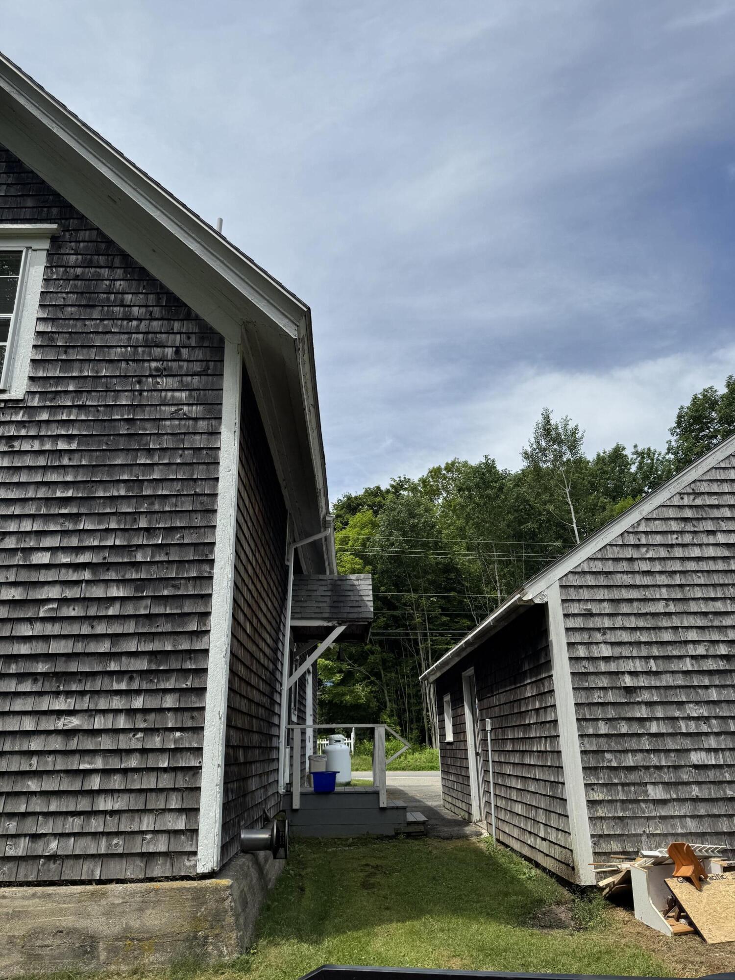 48 Calderwood Road Washington ME 04574