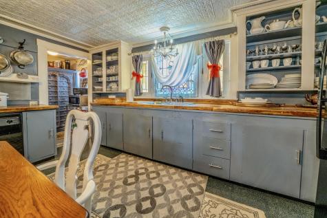 18 Waldo Avenue Belfast ME 04915