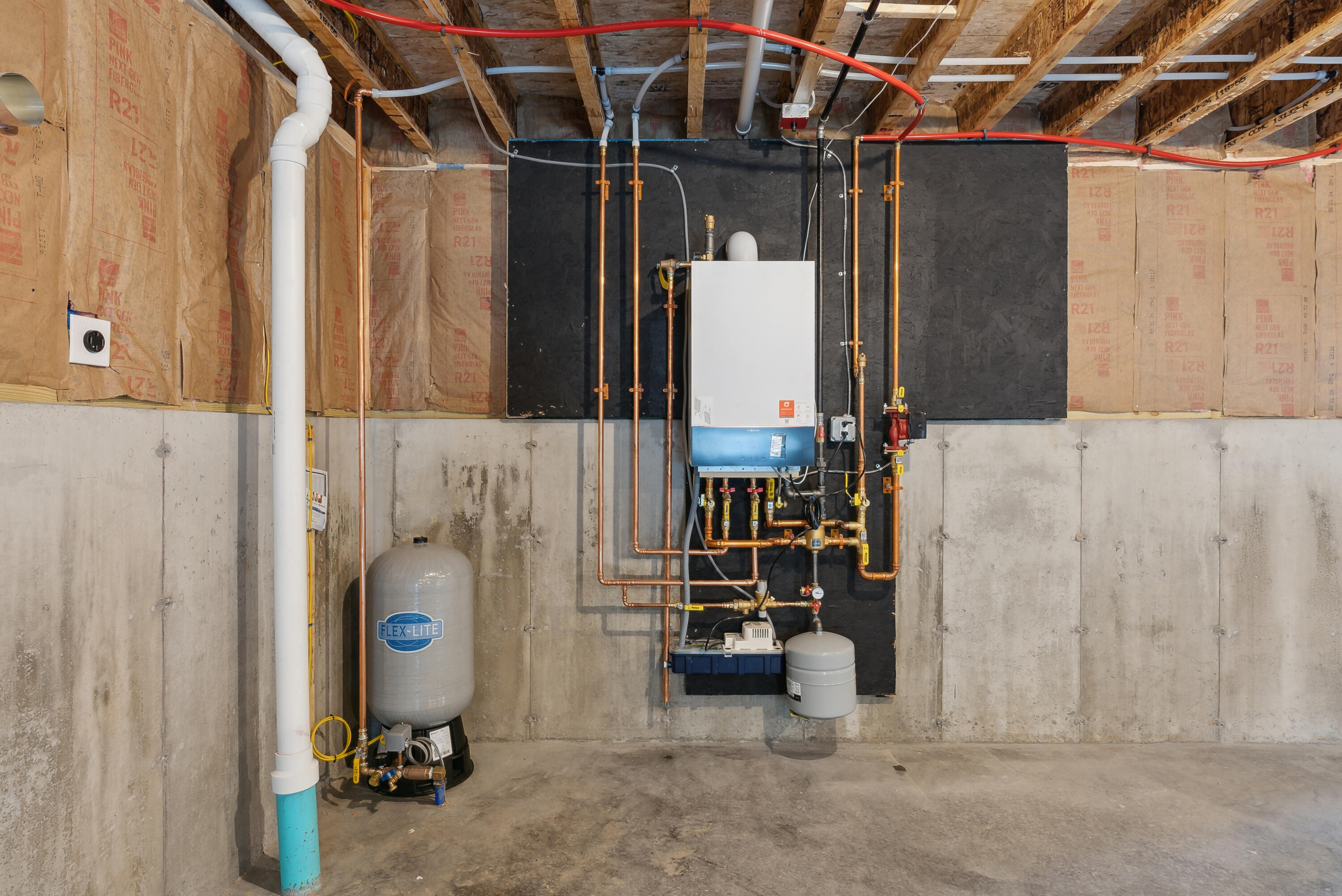 17 Ward Road Sebago ME 04029