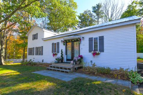83 Maple Street Fryeburg ME 04037