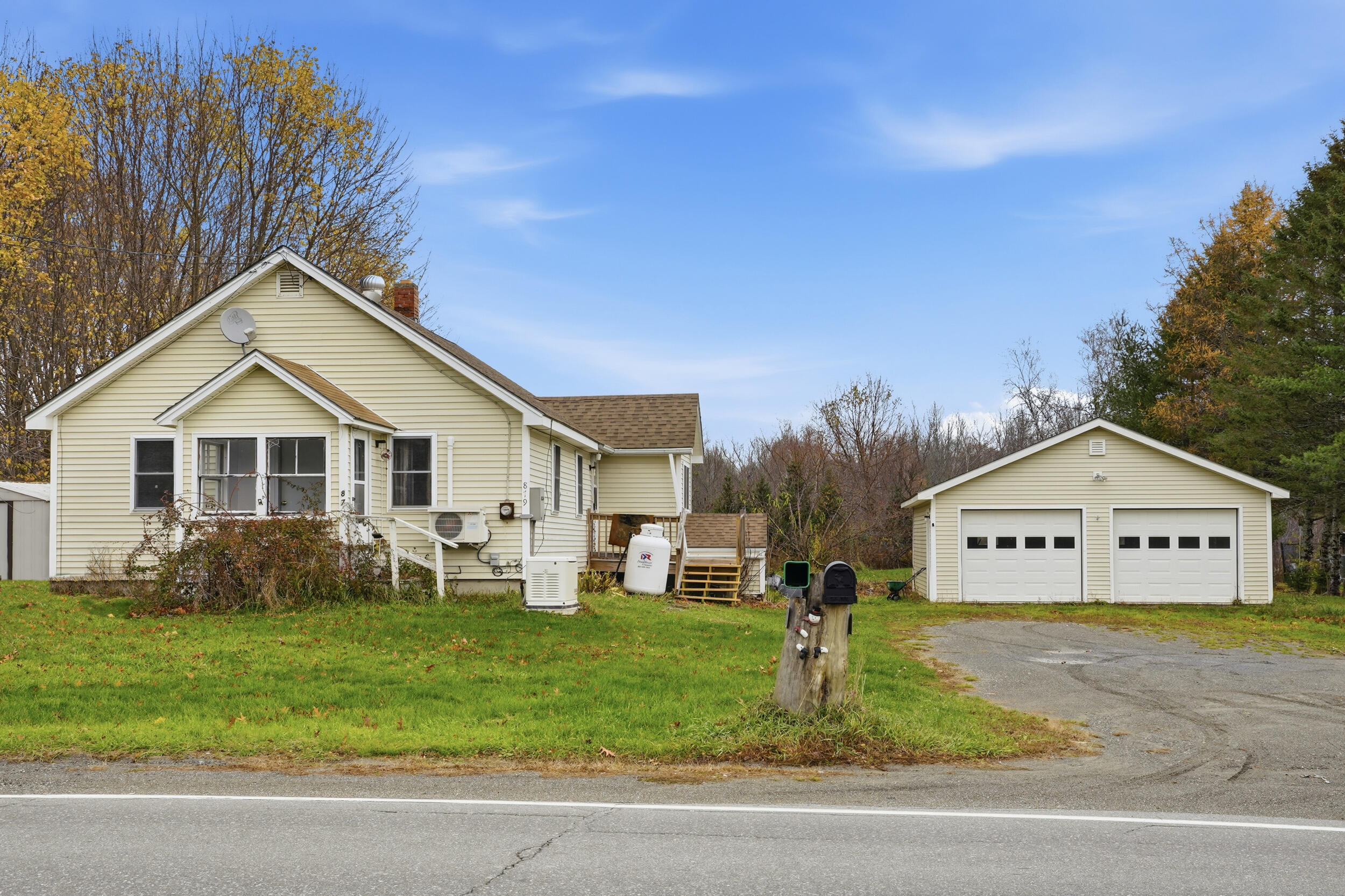 Glenburn ME, 879 Hudson Road