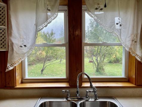 879 Hudson Road Glenburn ME 04401