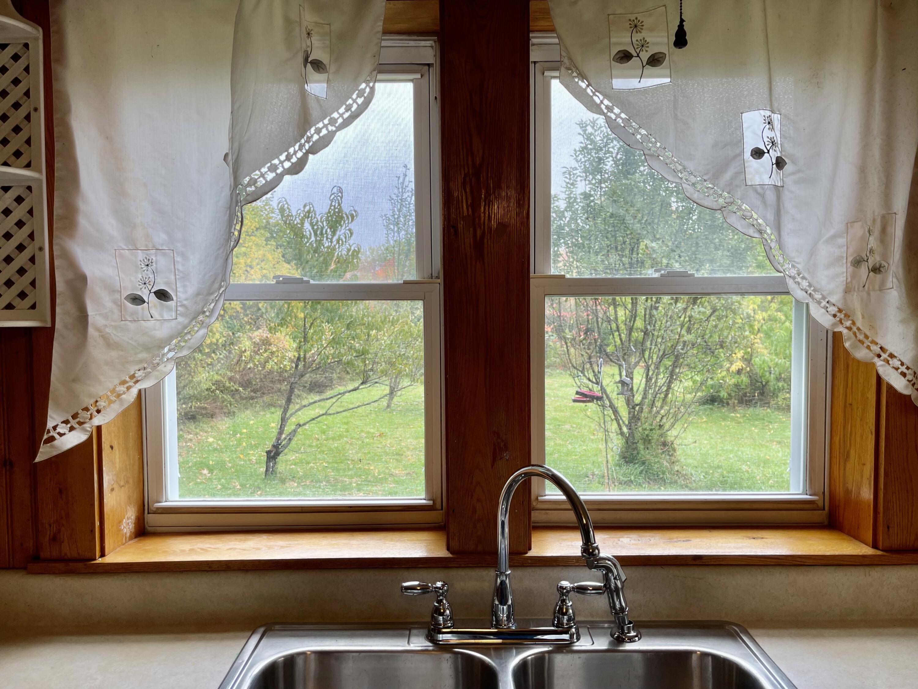 879 Hudson Road Glenburn ME 04401