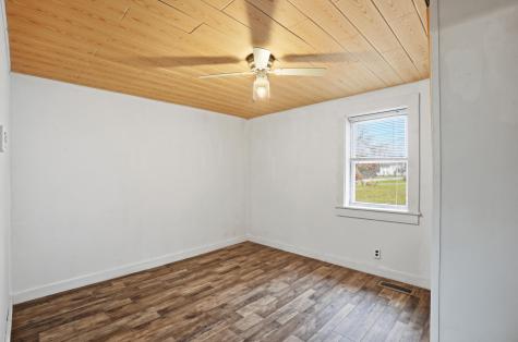 879 Hudson Road Glenburn ME 04401