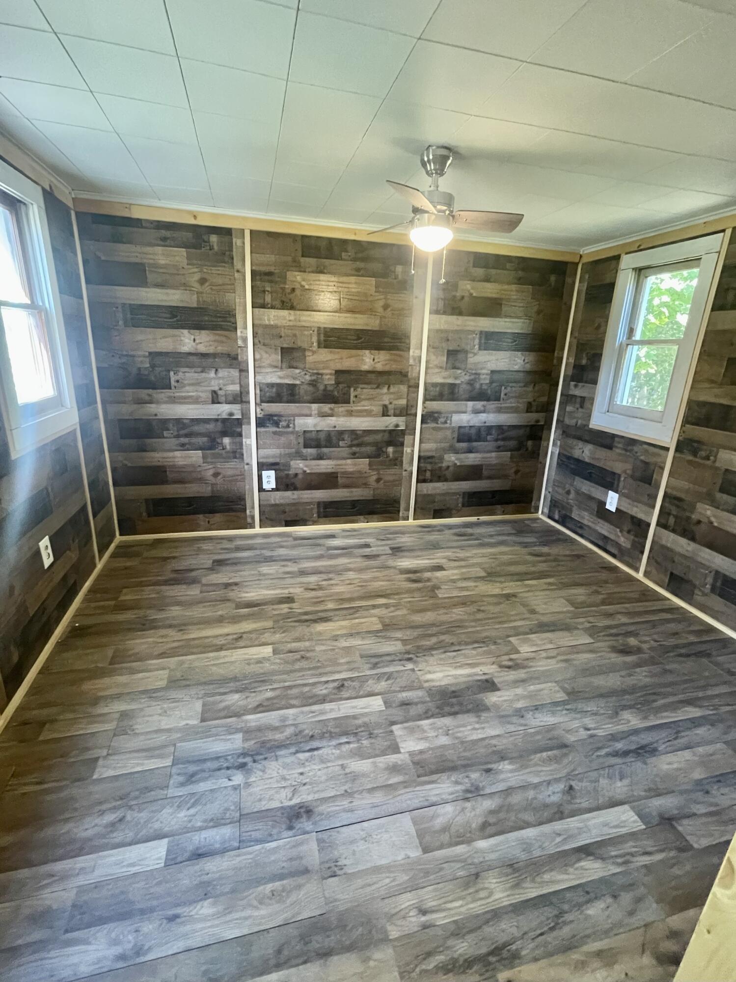 879 Hudson Road Glenburn ME 04401