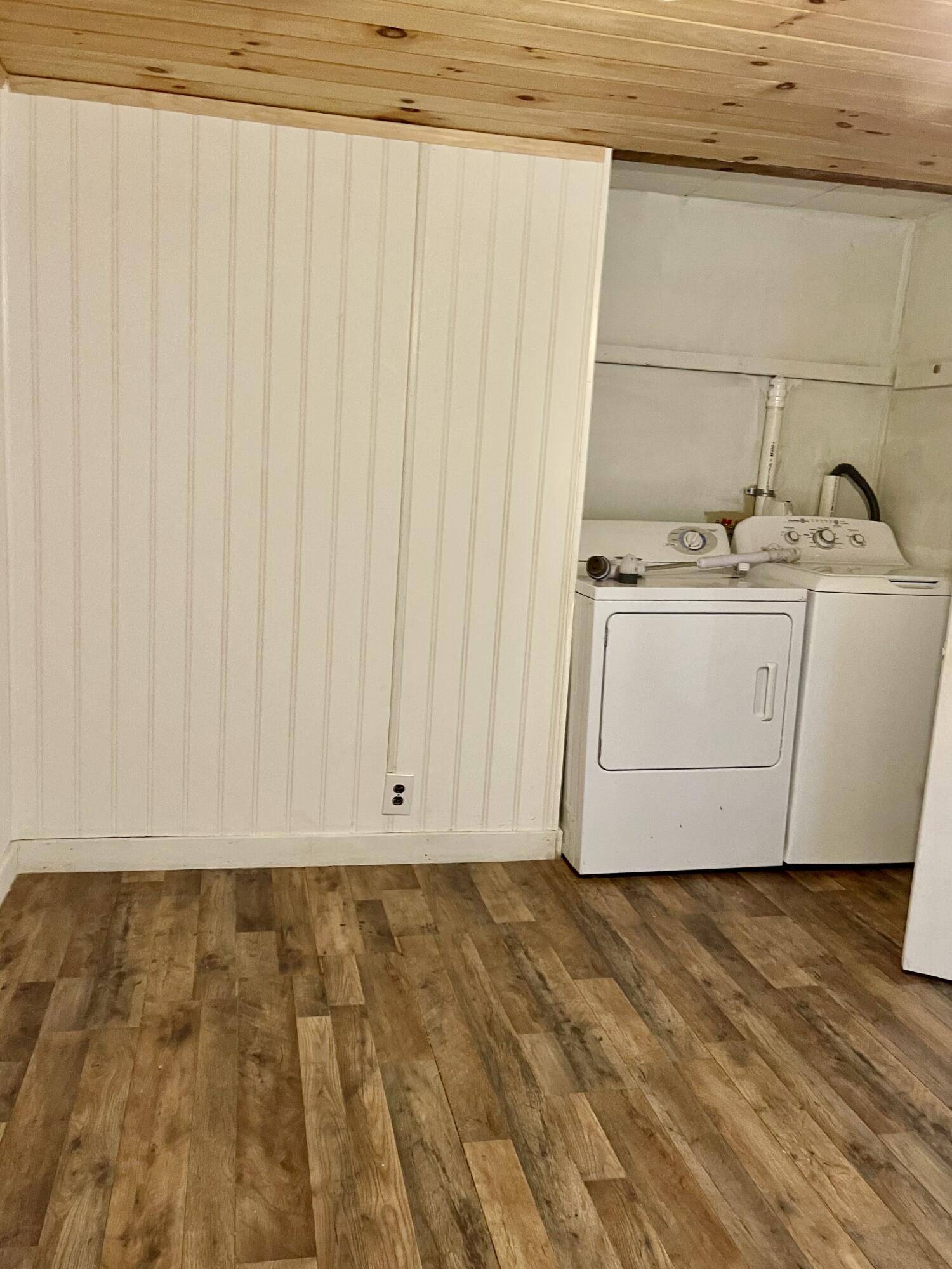 879 Hudson Road Glenburn ME 04401