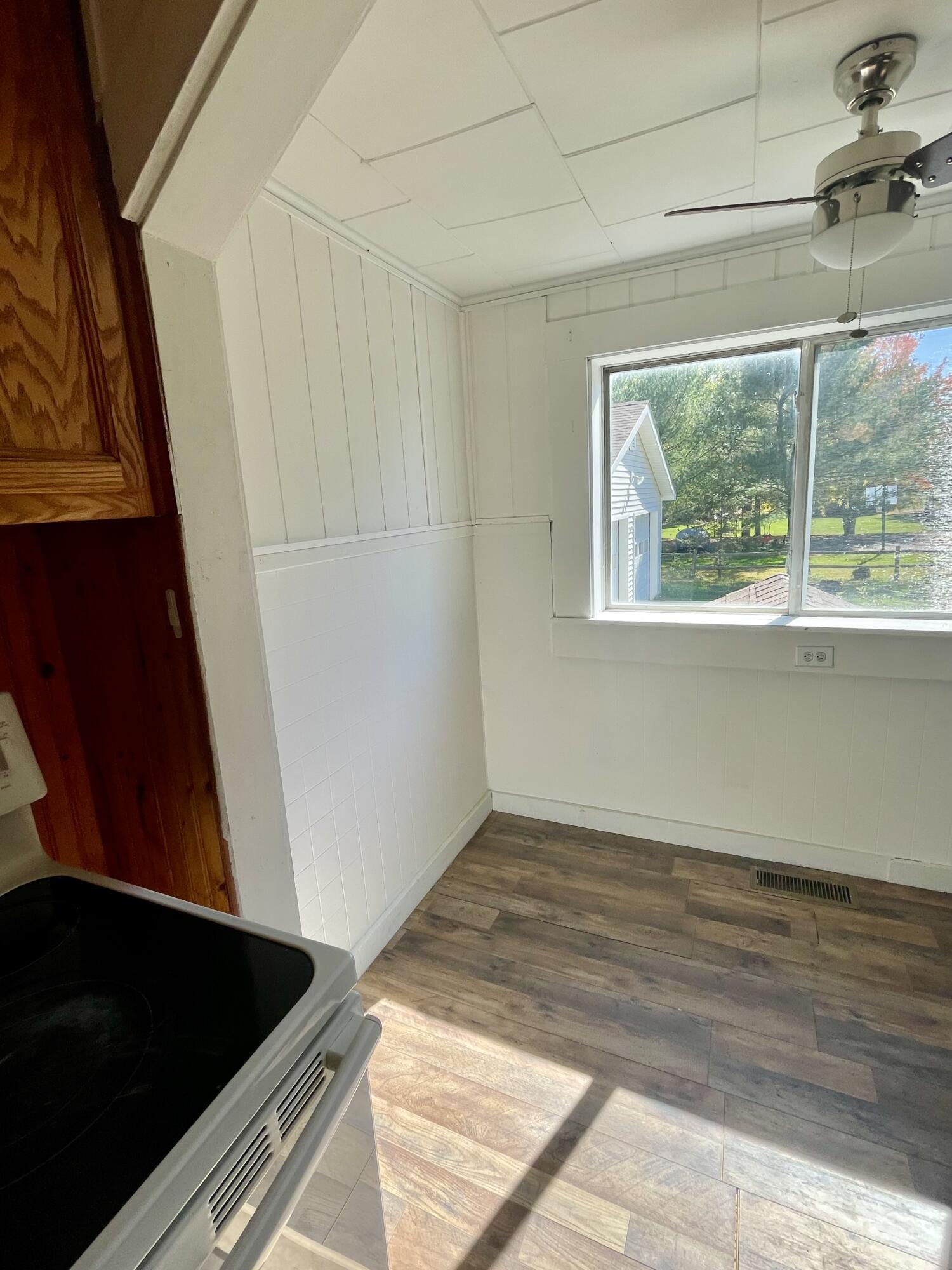 879 Hudson Road Glenburn ME 04401