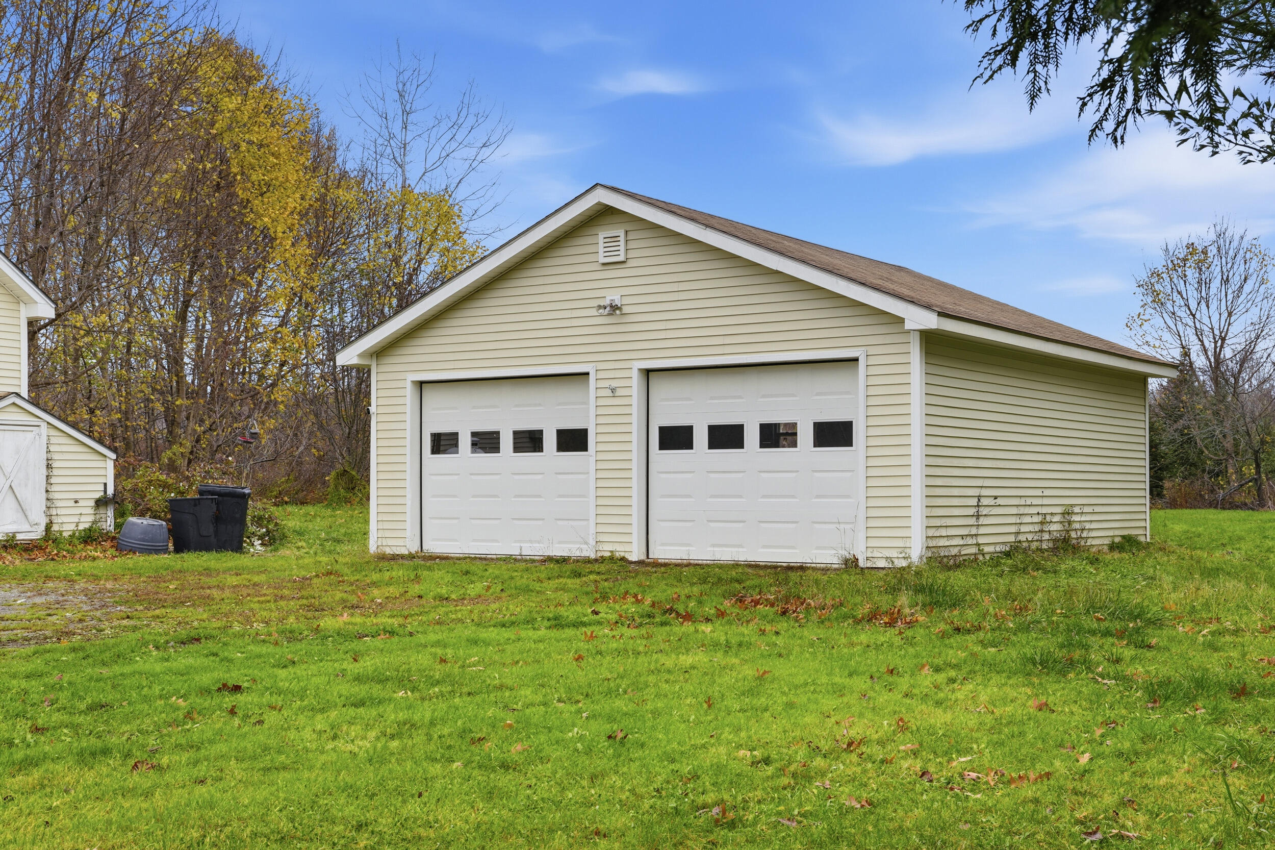 879 Hudson Road Glenburn ME 04401