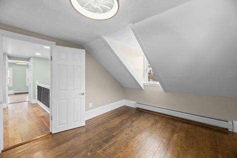 7 Spring Street Hallowell ME 04347