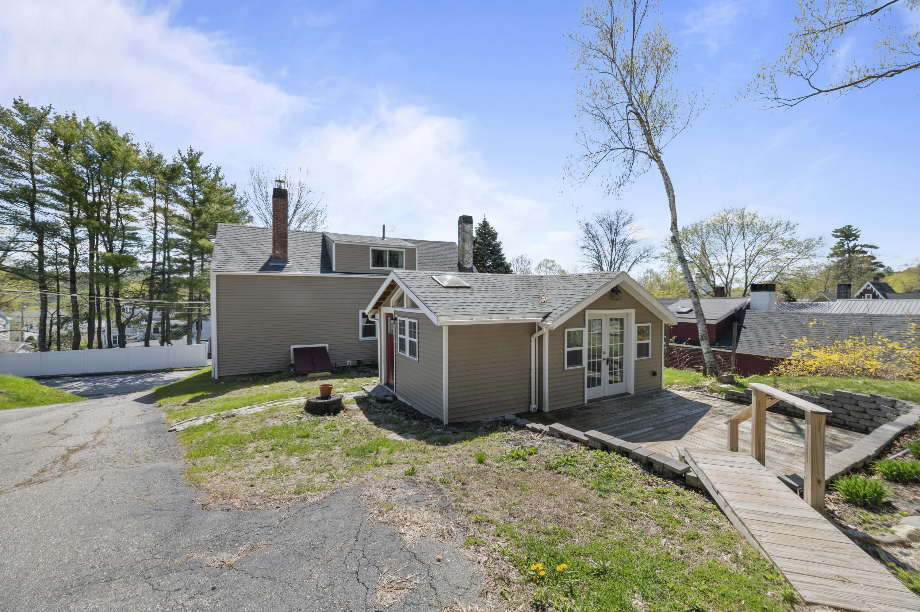 7 Spring Street Hallowell ME 04347