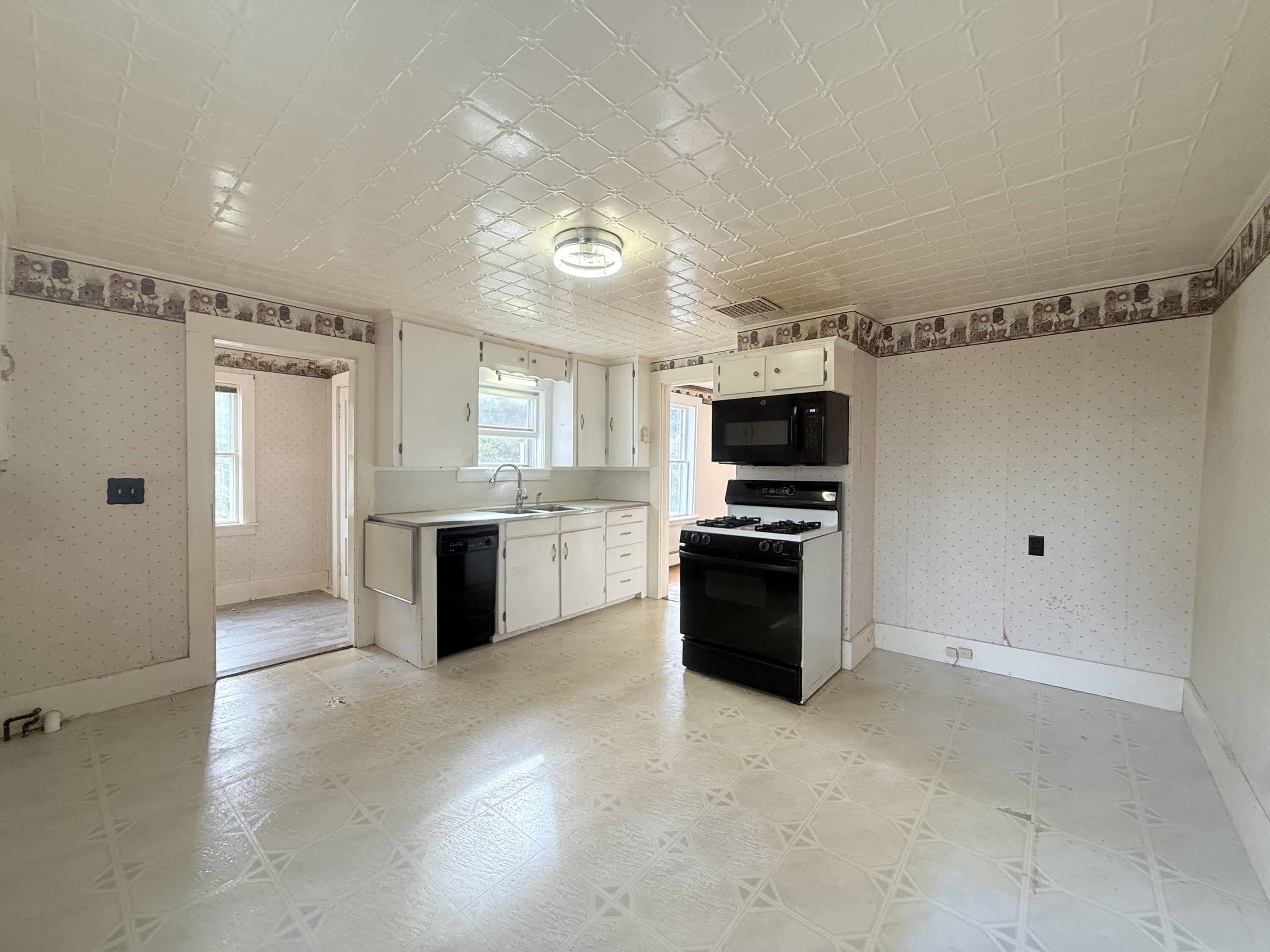 102 S Burnt Cove Road Stonington ME 04681