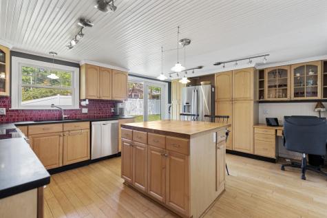 33 Reef Road Cape Elizabeth ME 04107