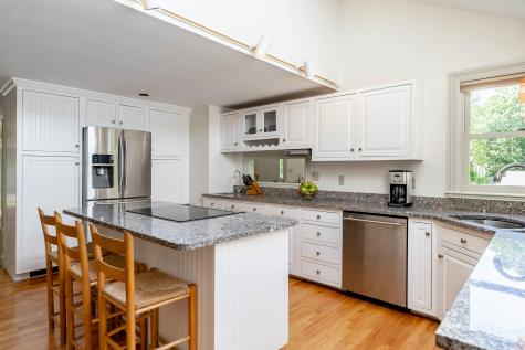 48 Glen Road Yarmouth ME 04096