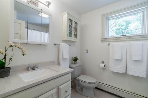 48 Glen Road Yarmouth ME 04096