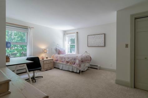 48 Glen Road Yarmouth ME 04096
