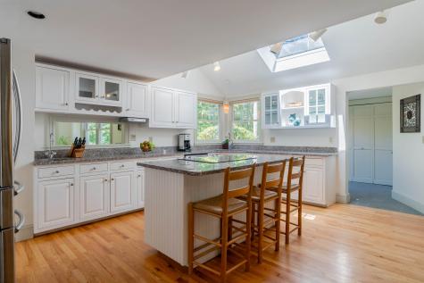 48 Glen Road Yarmouth ME 04096