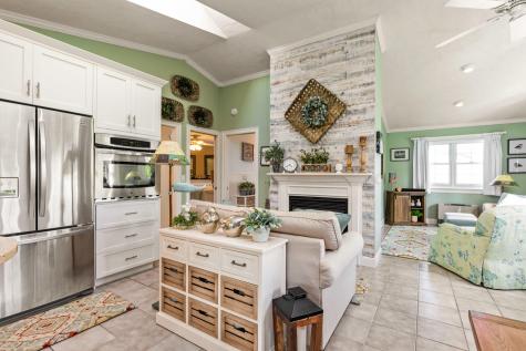 8 Bayview Avenue York ME 03909