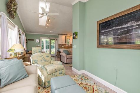8 Bayview Avenue York ME 03909