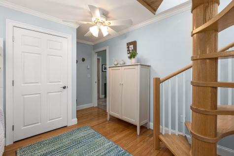 8 Bayview Avenue York ME 03909
