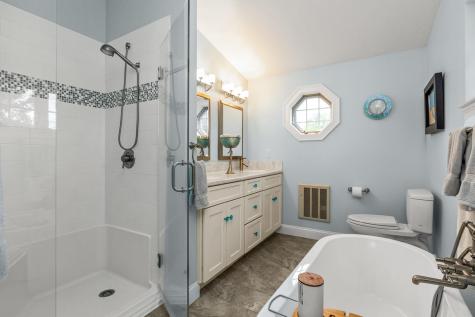 8 Bayview Avenue York ME 03909