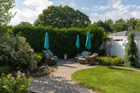 8 Bayview Avenue York ME 03909
