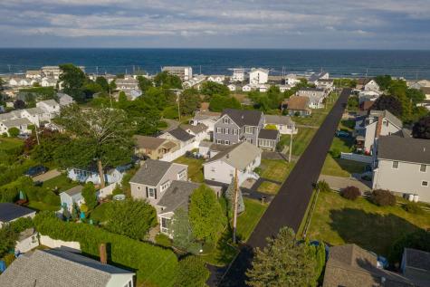 8 Bayview Avenue York ME 03909