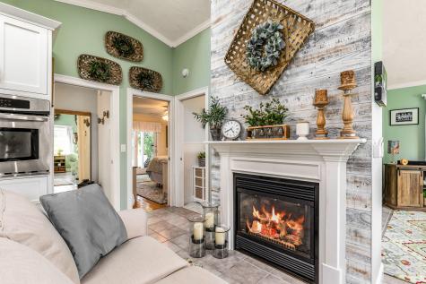 8 Bayview Avenue York ME 03909