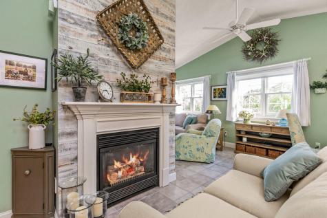 8 Bayview Avenue York ME 03909