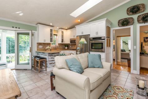 8 Bayview Avenue York ME 03909