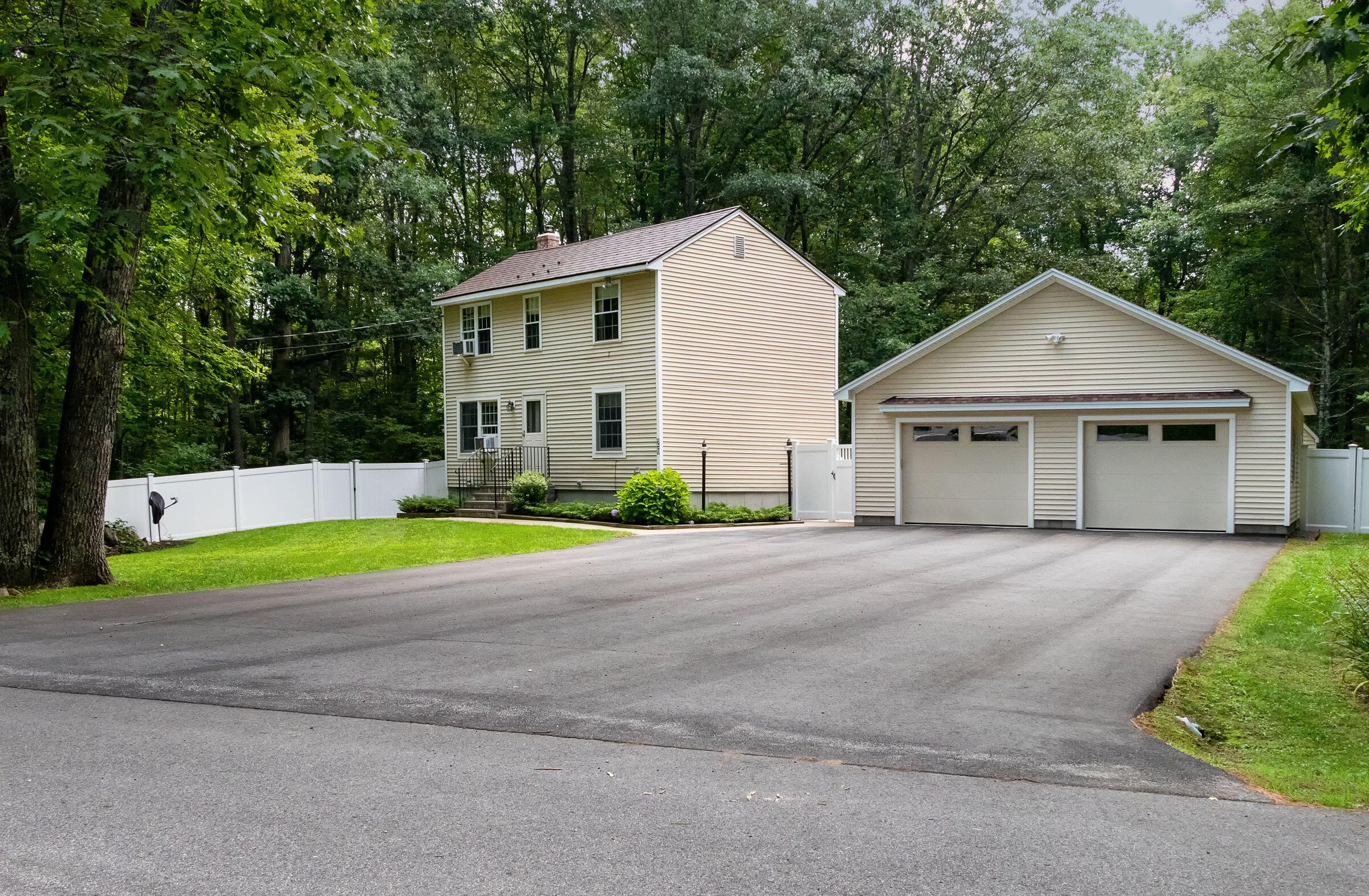 26 Robin Hood Drive Wells ME 04090