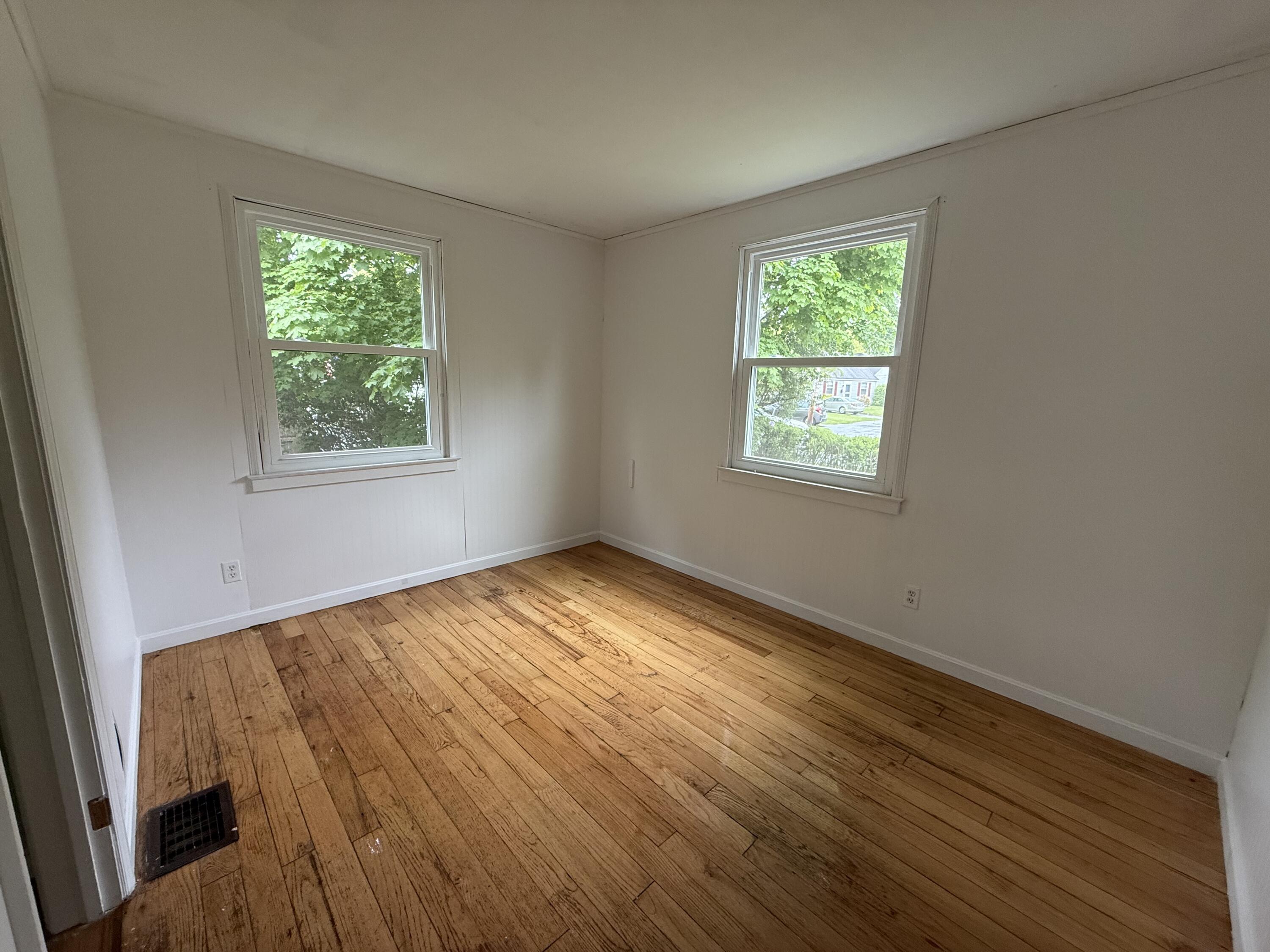 29 Garfield Circle South Portland ME 04106