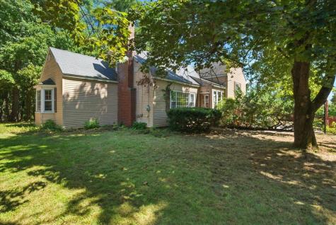 69 Dawes Avenue Auburn ME 04210