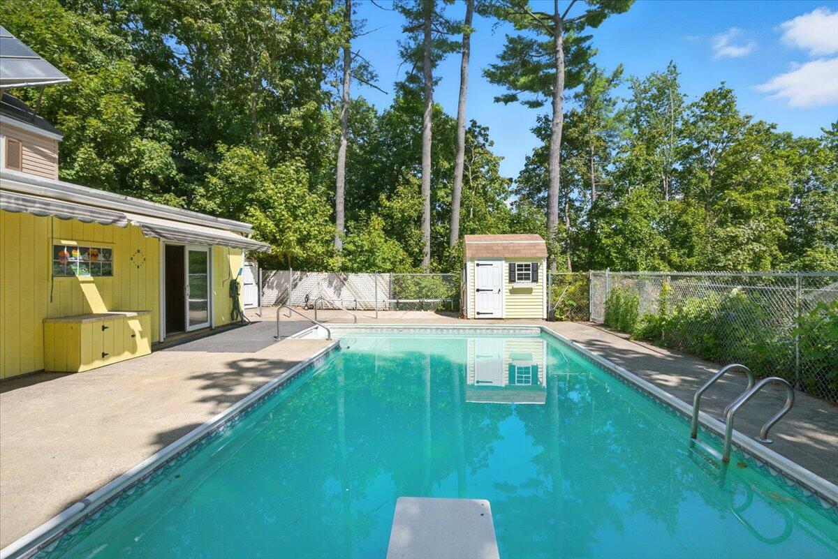 69 Dawes Avenue Auburn ME 04210