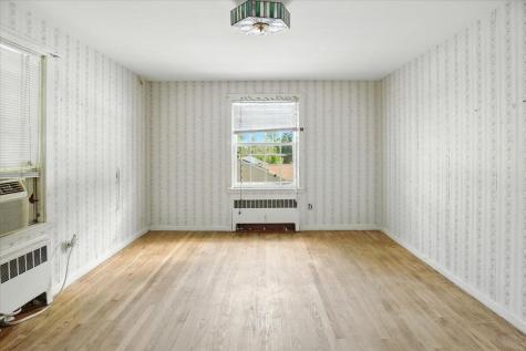 69 Dawes Avenue Auburn ME 04210