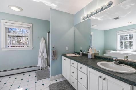 6 Scitterygussett Drive Falmouth ME 04105