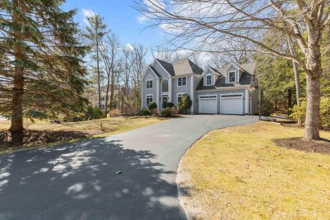 6 Scitterygussett Drive Falmouth ME 04105