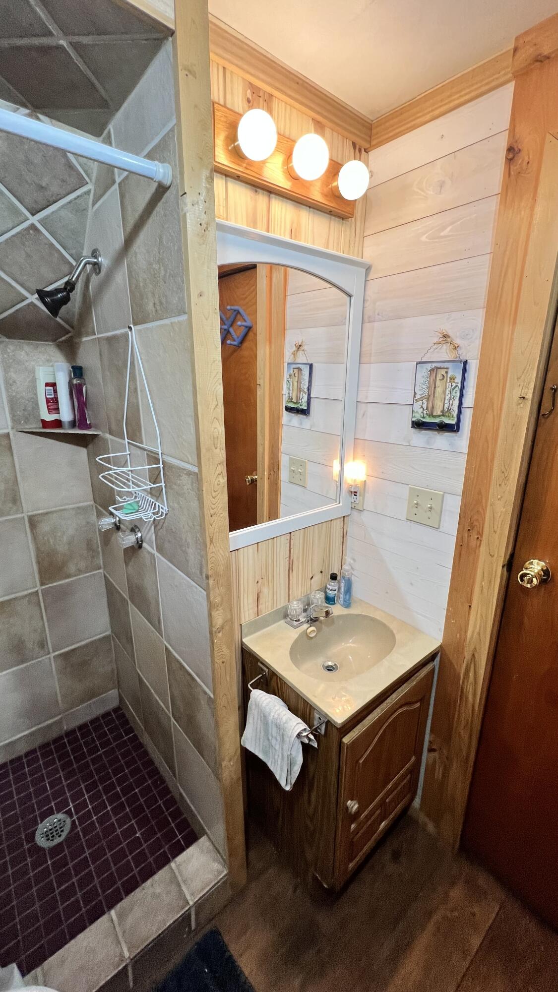 397 West Van Buren Cove Road T17 R3 Wels ME 04785