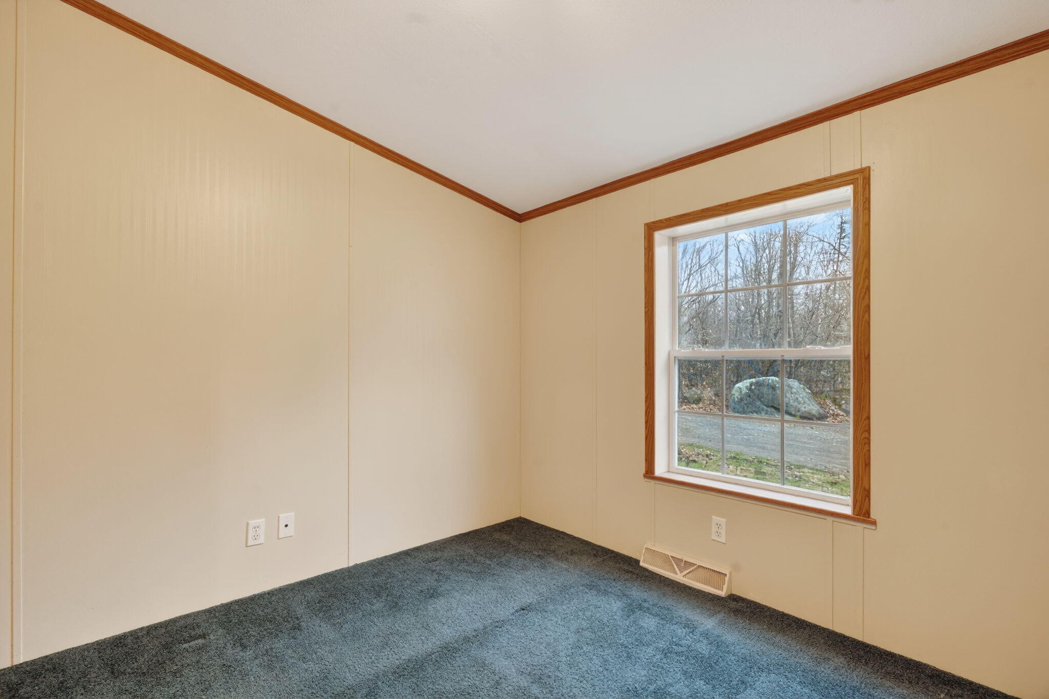 47 Hideaway Acres Road Chelsea ME 04330