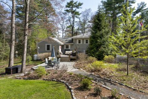 97 Presley Drive Boothbay ME 04544