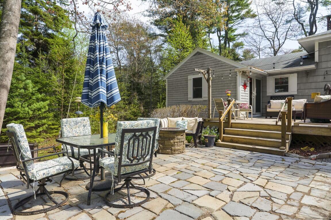 97 Presley Drive Boothbay ME 04544