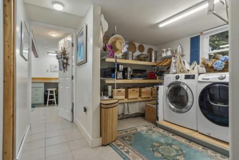 97 Presley Drive Boothbay ME 04544